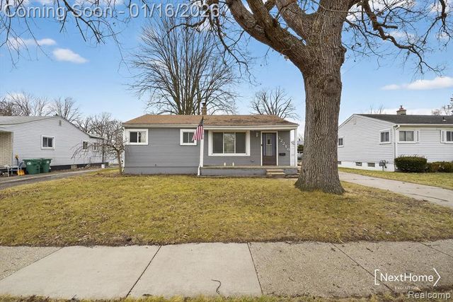 32216 Balmoral Street, Garden City, MI 48135