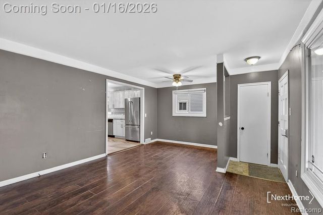 32216 Balmoral Street, Garden City, MI 48135