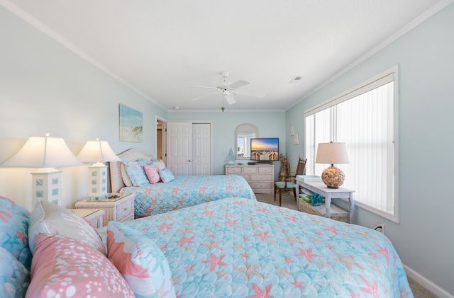 301 Shorehaven Dr., North Myrtle Beach, SC 29582