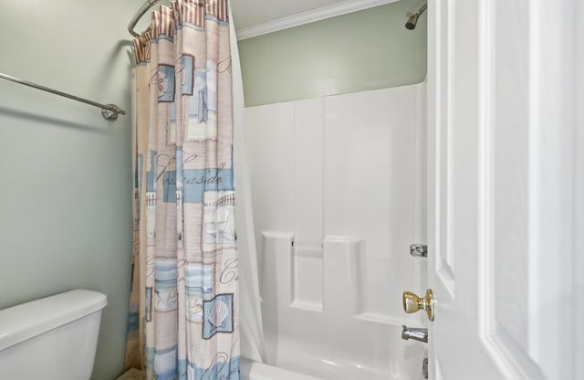 301 Shorehaven Dr., North Myrtle Beach, SC 29582