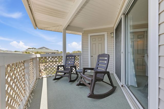 301 Shorehaven Dr., North Myrtle Beach, SC 29582