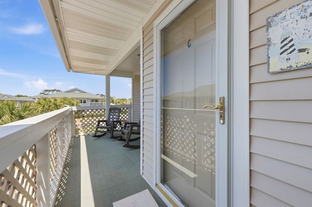 301 Shorehaven Dr., North Myrtle Beach, SC 29582