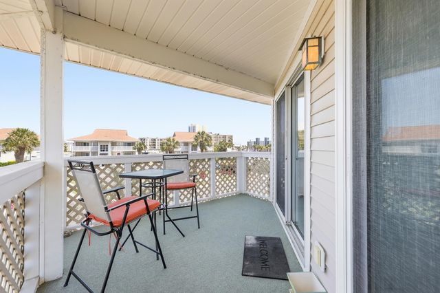 301 Shorehaven Dr., North Myrtle Beach, SC 29582