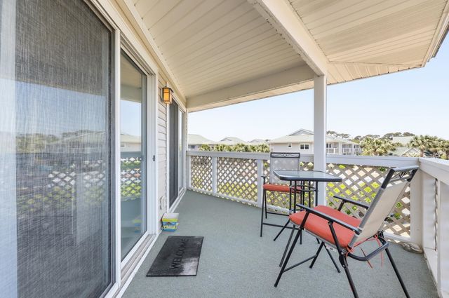 301 Shorehaven Dr., North Myrtle Beach, SC 29582