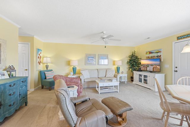 301 Shorehaven Dr., North Myrtle Beach, SC 29582