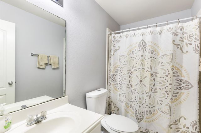 8138 Chancewood Lane, Humble, TX 77338