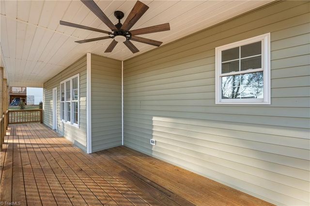 4632 Pinehill Drive, Pfafftown, NC 27040