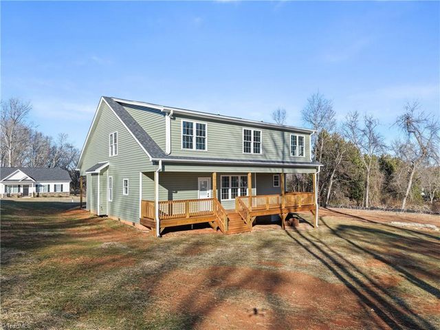 4632 Pinehill Drive, Pfafftown, NC 27040