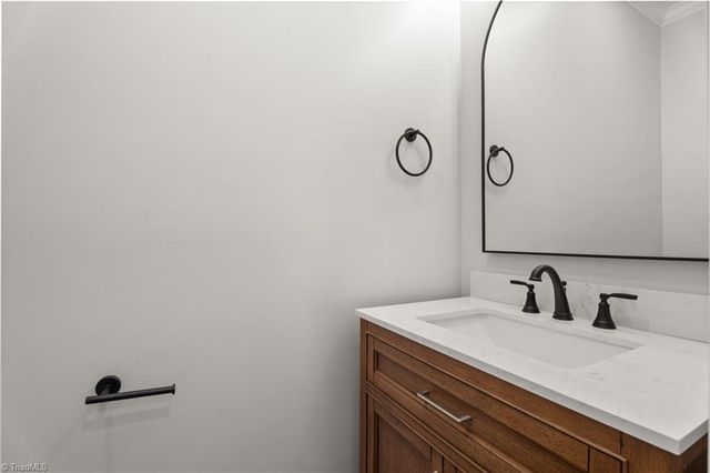 4632 Pinehill Drive, Pfafftown, NC 27040