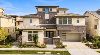 72 Ray, Irvine, CA 92618