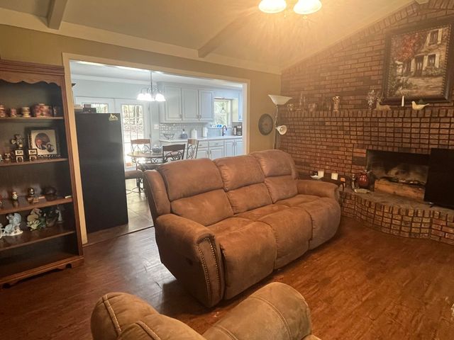 100 Mozingo Dr., Petal, MS 39465