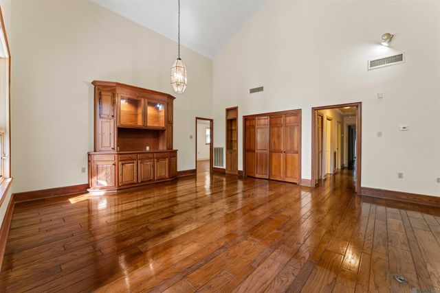 19648 Deer Park Ave, Baton Rouge, LA 70817
