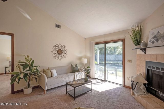 10800 OLD ST AUGUSTINE RD Road 604, Jacksonville, FL 32257