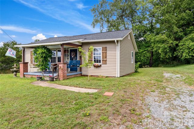 112 Hillcrest Street, Jonesville, NC 28642