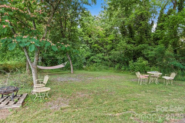 112 Hillcrest Street, Jonesville, NC 28642
