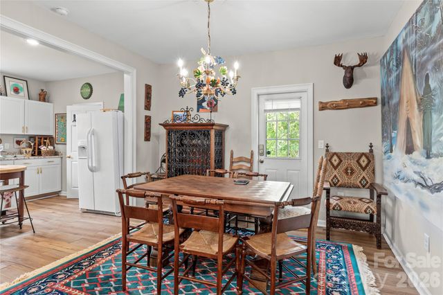 112 Hillcrest Street, Jonesville, NC 28642