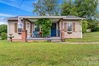 112 Hillcrest Street, Jonesville, NC 28642
