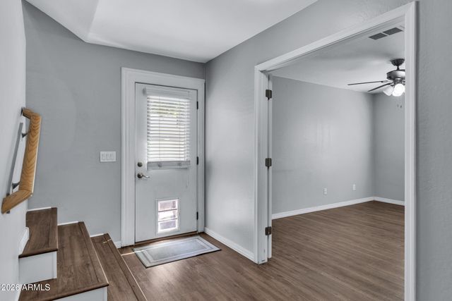 907 S HENRY Lane, Gilbert, AZ 85296