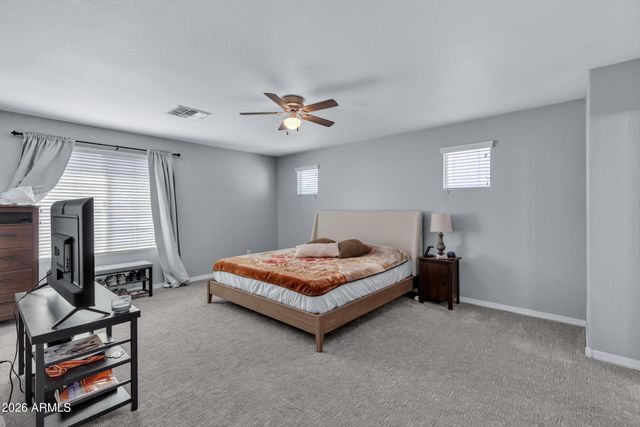 907 S HENRY Lane, Gilbert, AZ 85296