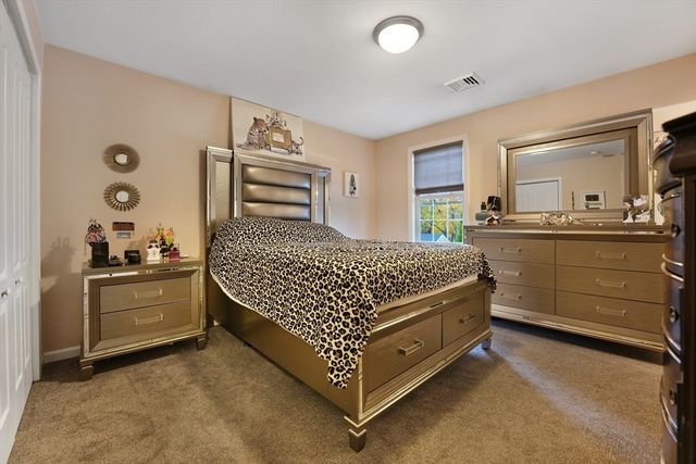 65 Cross Road, Dartmouth, MA 02747