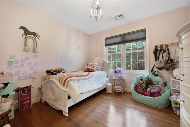 65 Cross Road, Dartmouth, MA 02747