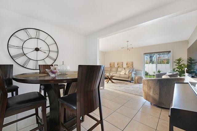 65 Cross Road, Dartmouth, MA 02747