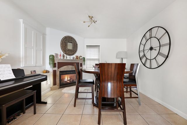 65 Cross Road, Dartmouth, MA 02747