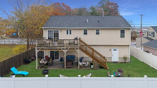 65 Cross Road, Dartmouth, MA 02747