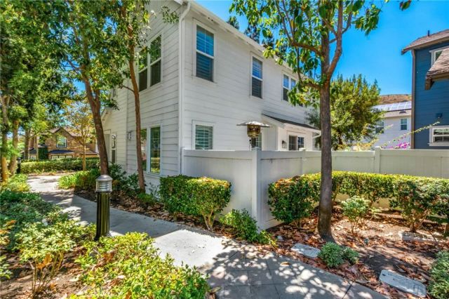 24 Thorp Spring, Ladera Ranch, CA 92694