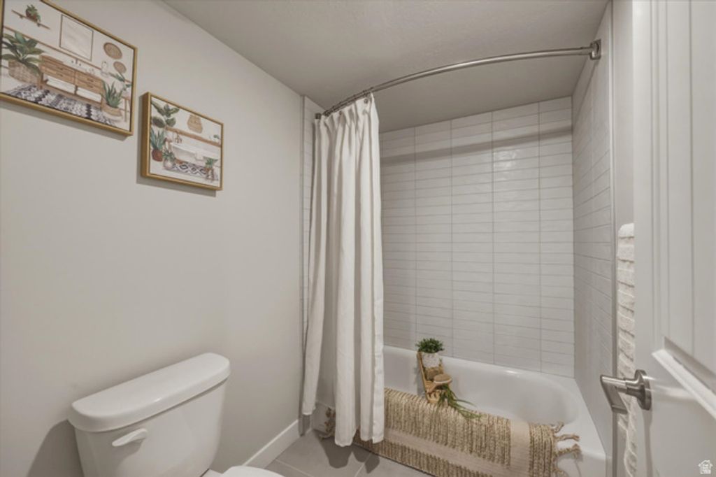 Image 17 of property listing at 1032 E 400 S #406 B, Salt Lake City, UT 84102