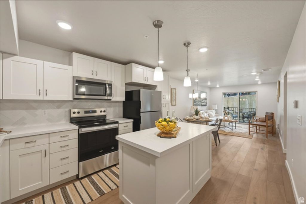 Image 10 of property listing at 1032 E 400 S #406 B, Salt Lake City, UT 84102