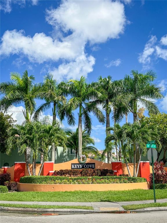 1658 SE 28th Ct 101, Homestead, FL 33035