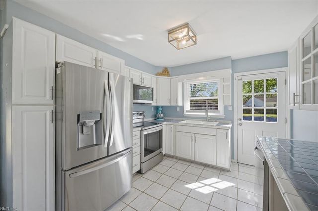 2709 Cedar RD, Chesapeake, VA 23323