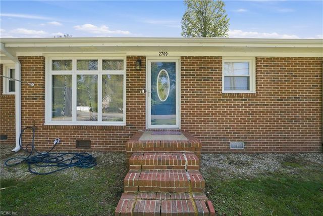 2709 Cedar RD, Chesapeake, VA 23323