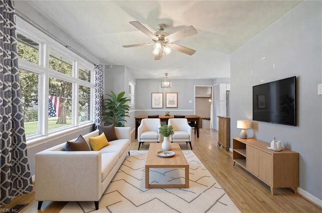 2709 Cedar RD, Chesapeake, VA 23323