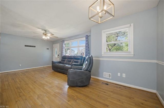 2709 Cedar RD, Chesapeake, VA 23323