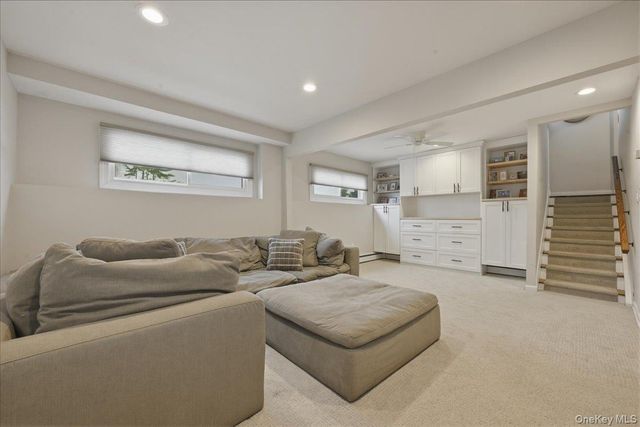 3984 Arthur Avenue N, Seaford, NY 11783