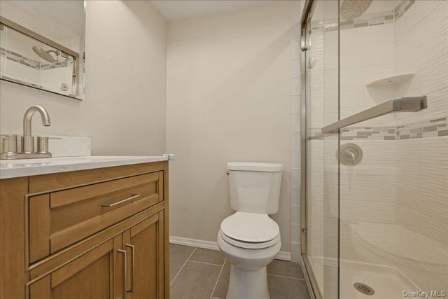 3984 Arthur Avenue N, Seaford, NY 11783