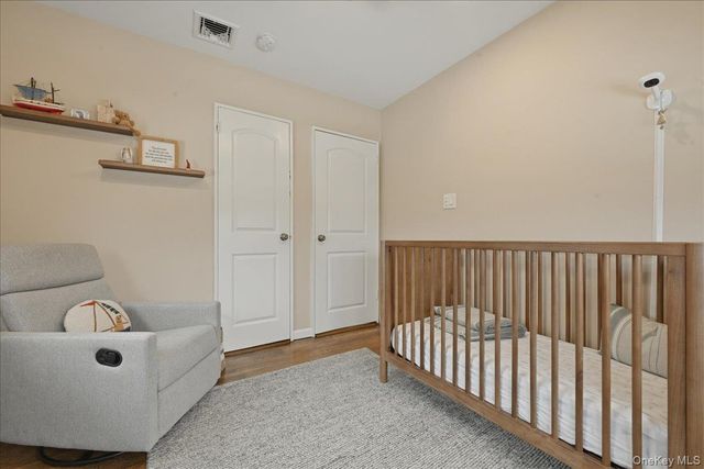 3984 Arthur Avenue N, Seaford, NY 11783