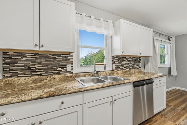 12 Lorraine Street, Greeneville, TN 37743