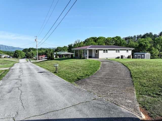 12 Lorraine Street, Greeneville, TN 37743