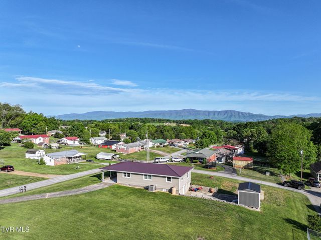12 Lorraine Street, Greeneville, TN 37743