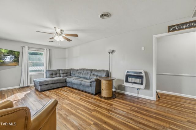 12 Lorraine Street, Greeneville, TN 37743