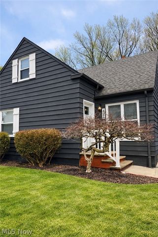427 E 275 Street, Euclid, OH 44132