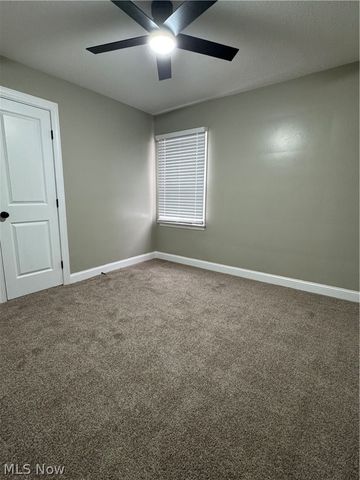 427 E 275 Street, Euclid, OH 44132