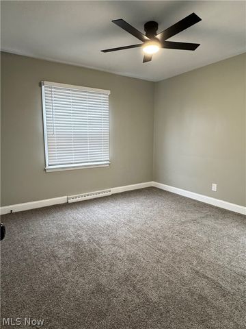 427 E 275 Street, Euclid, OH 44132