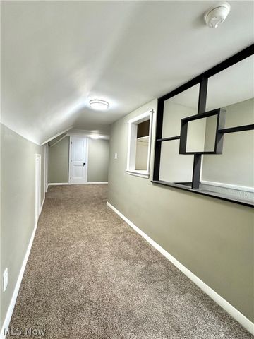 427 E 275 Street, Euclid, OH 44132