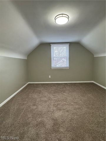 427 E 275 Street, Euclid, OH 44132