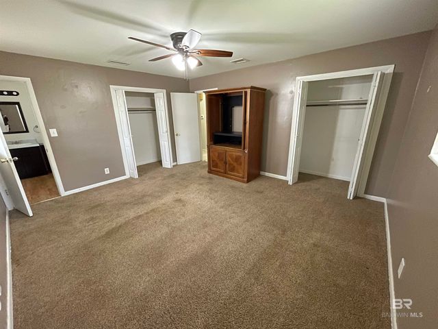 402 W Myrtle Avenue, Foley, AL 36535
