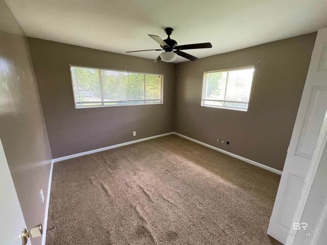 402 W Myrtle Avenue, Foley, AL 36535